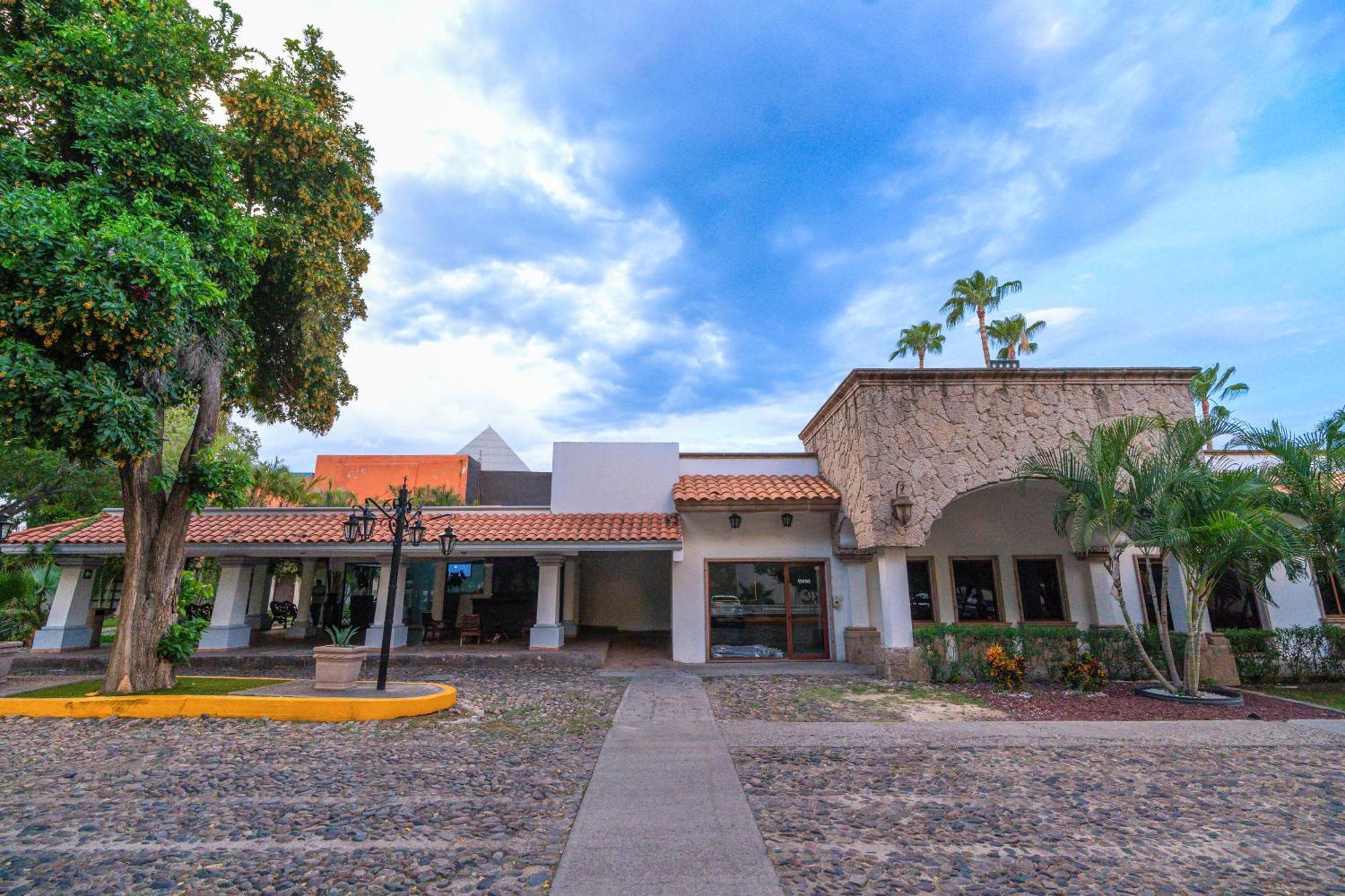 洛斯特雷里奥斯酒店 Culiacán 外观 照片